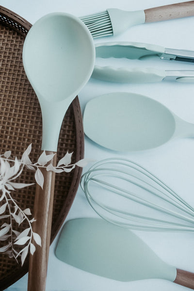 Mint Green 12 Piece Set