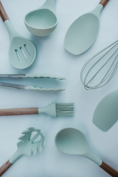Mint Green 12 Piece Set